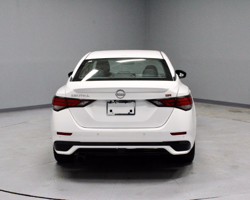 Certified 2025 Nissan Sentra SR FWD image 11