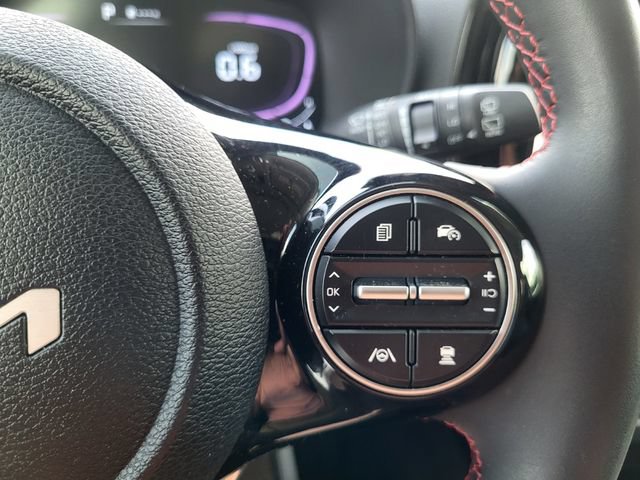 Certified 2025 Kia Soul GT-Line w/ GT-Line Technology Package FWD image 19