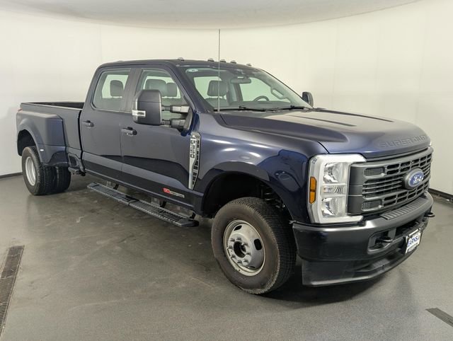 Used 2025 Ford F350 XL AWD/4WD image 2
