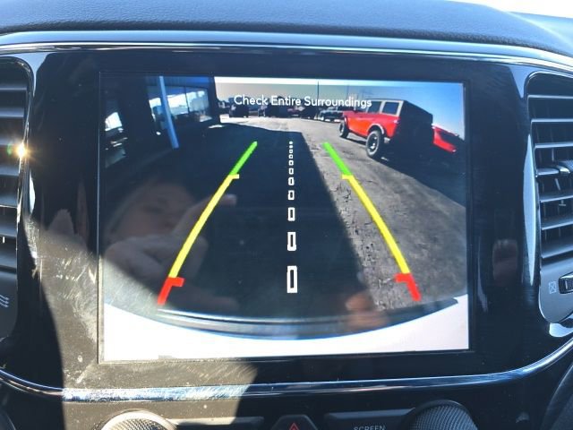 Used 2021 Jeep Grand Cherokee Laredo X image 14