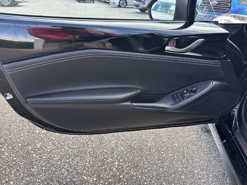 Certified 2025 MAZDA MX-5 Miata Grand Touring RWD image 13