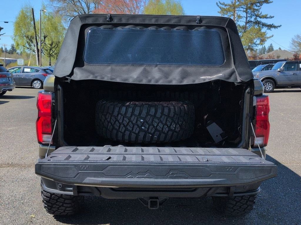 Used 2025 Chevrolet Colorado ZR2 w/ ZR2 Bison Edition image 26