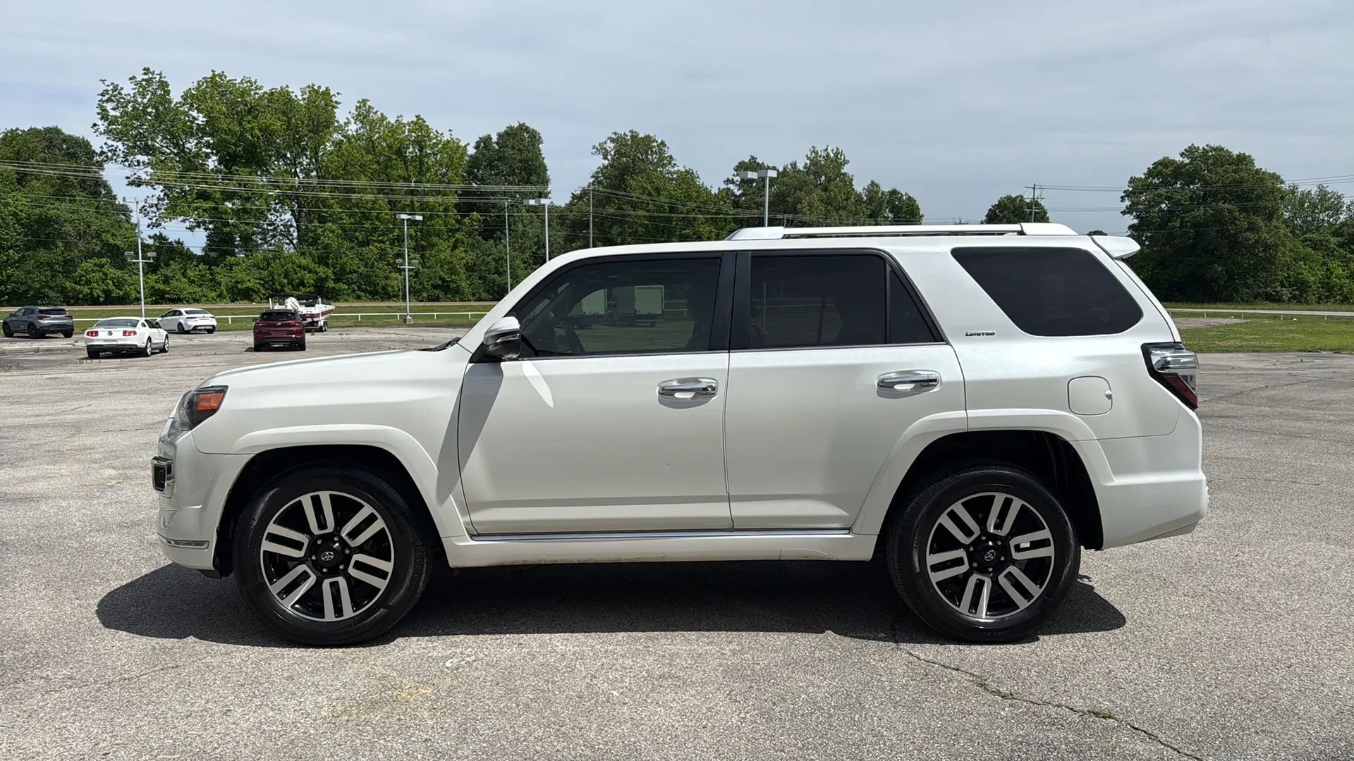 Used 2016 Toyota 4Runner Limited RWD image 2