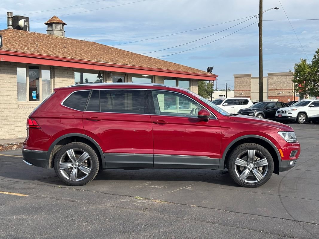 Used 2020 Volkswagen Tiguan SEL w/ 3rd Row Seat Package image 2