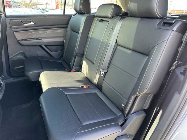 Used 2023 Volkswagen Atlas SEL image 19