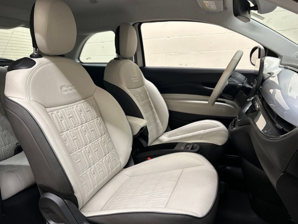 Used 2024 FIAT 500 e w/ Quick Order Package 21S LA FWD image 10