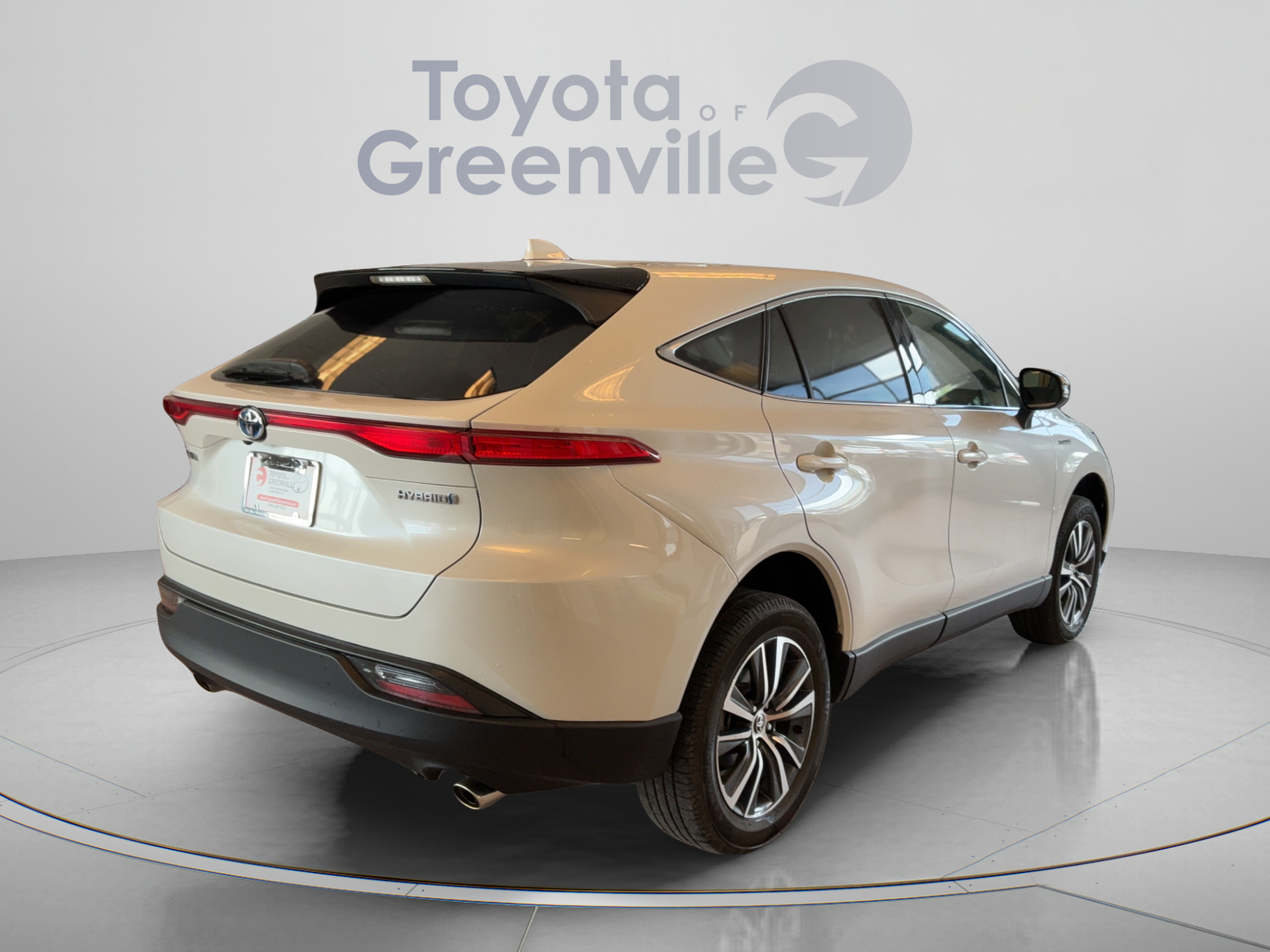 Used 2021 Toyota Venza LE AWD/4WD image 6