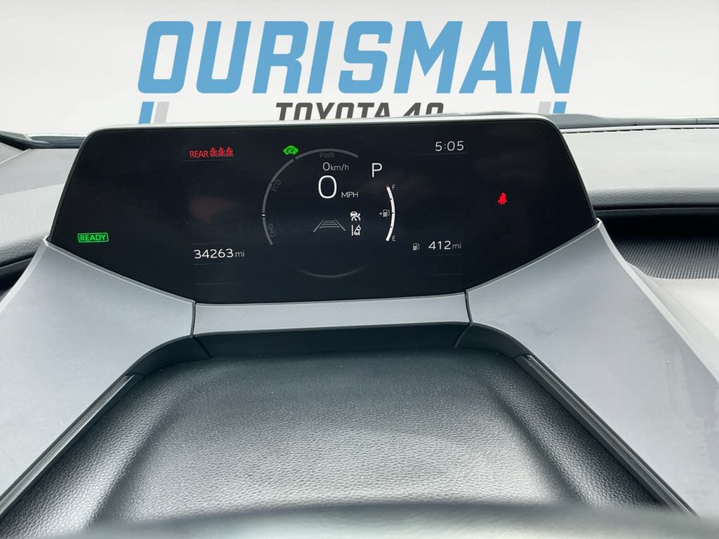 Certified 2024 Toyota Prius LE FWD image 22