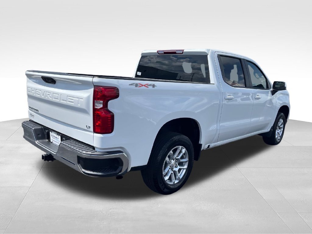 Used 2024 Chevrolet Silverado 1500 LT AWD/4WD image 5