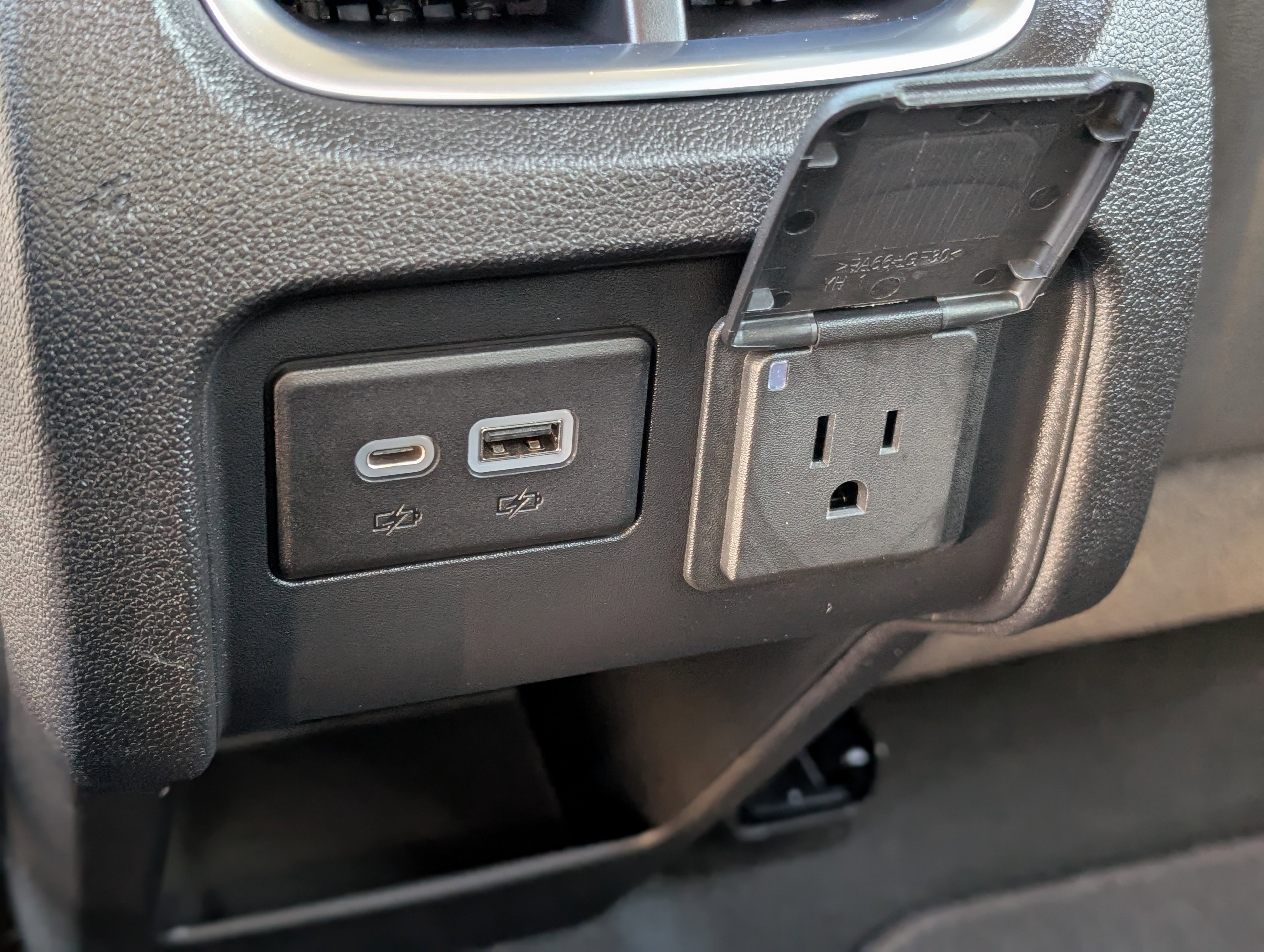 Certified 2022 Chevrolet Blazer Premier image 35