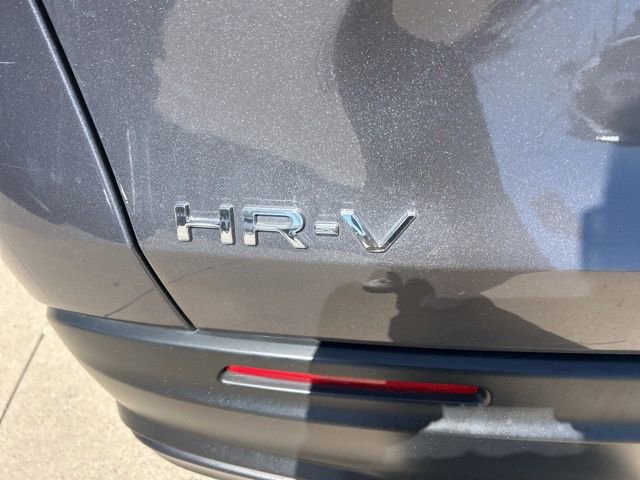 Used 2025 Honda HR-V LX image 4