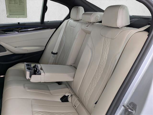 Used 2021 BMW 540i w/ Executive Package image 24