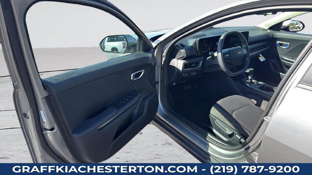 New 2026 Kia K4 FWD image 24