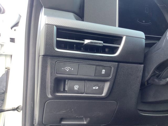 Used 2025 Hyundai Sonata SEL FWD image 28