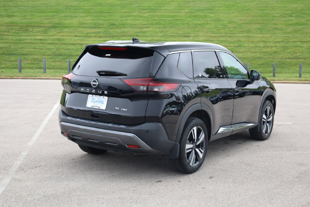 Certified 2023 Nissan Rogue SL w/ SL Premium Package AWD/4WD image 6