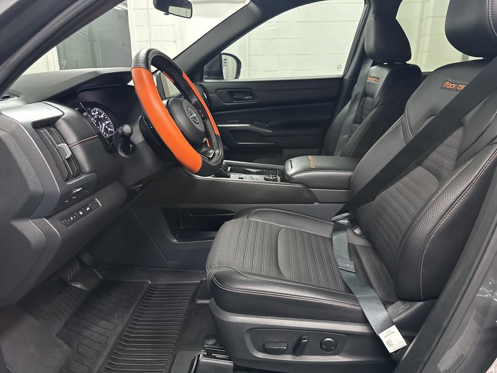 Used 2025 Nissan Pathfinder Rock Creek AWD/4WD image 20