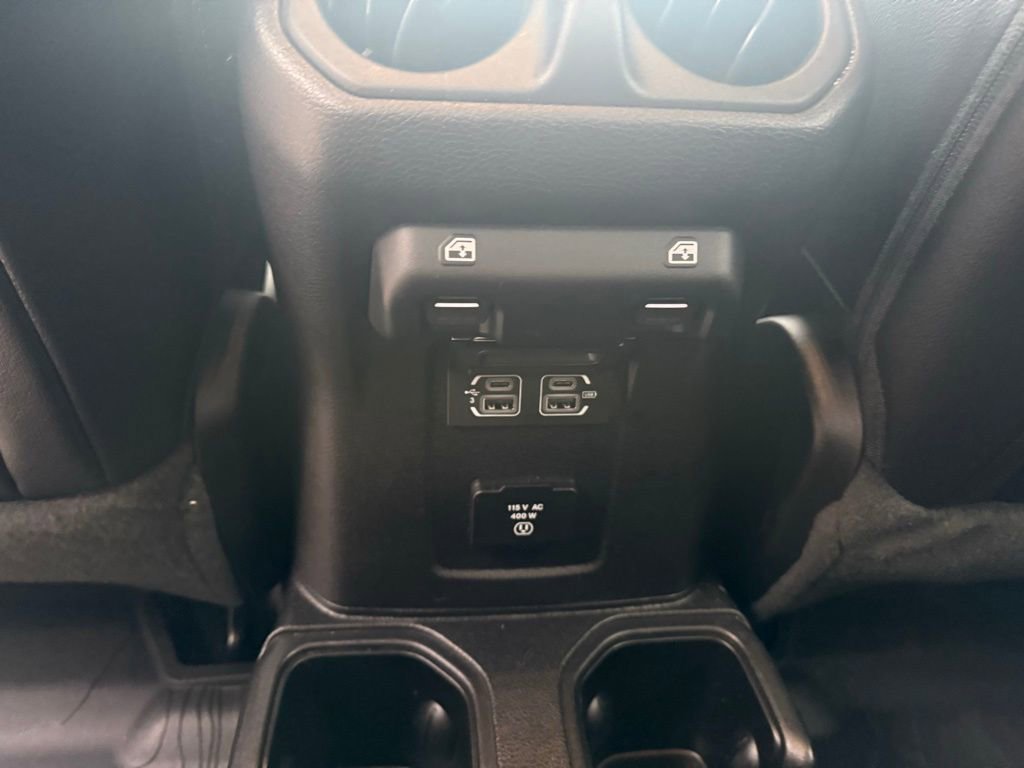 Used 2020 Jeep Gladiator Overland image 30