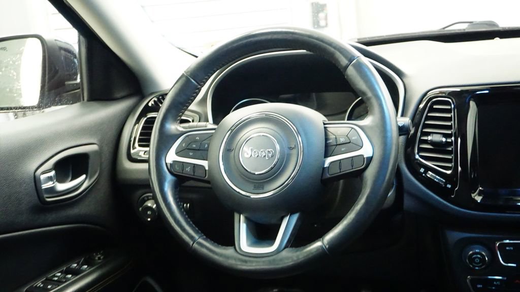 Certified 2019 Jeep Compass Limited image 24