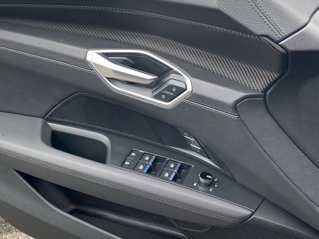 Used 2022 Audi e-tron GT Premium Plus w/ Performance Package image 20