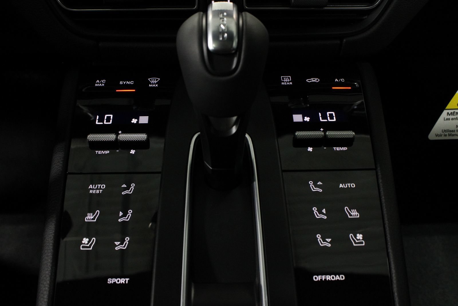 New 2026 Porsche Macan AWD/4WD image 25