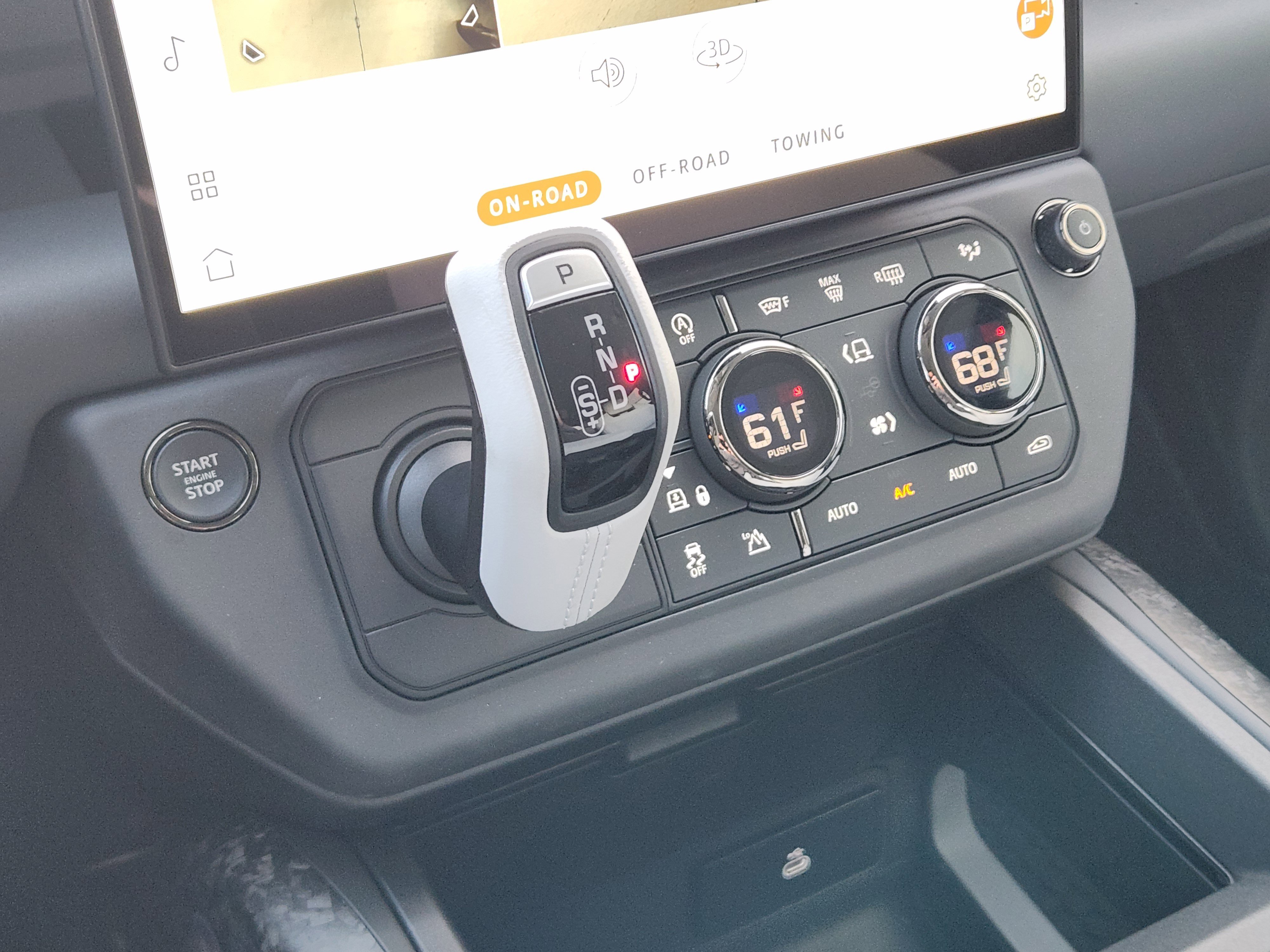 New 2026 Land Rover Defender 110 OCTA image 19