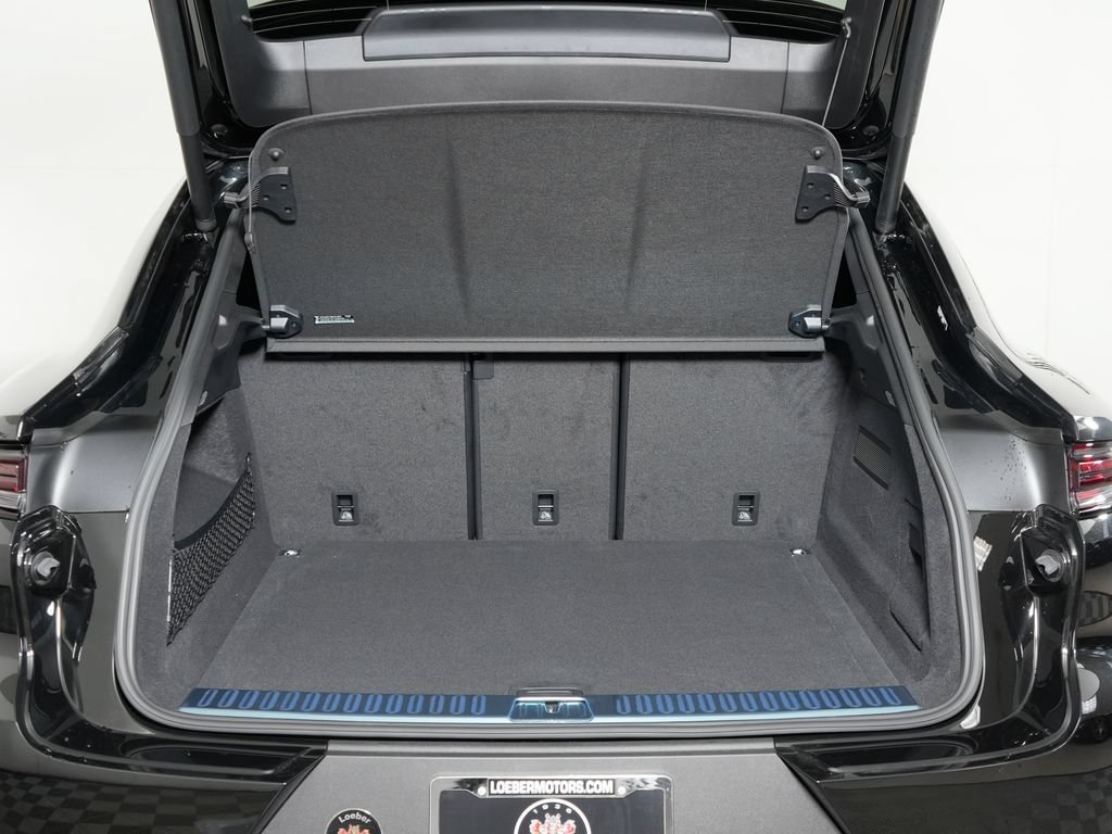 New 2026 Porsche Cayenne Coupe AWD/4WD image 40