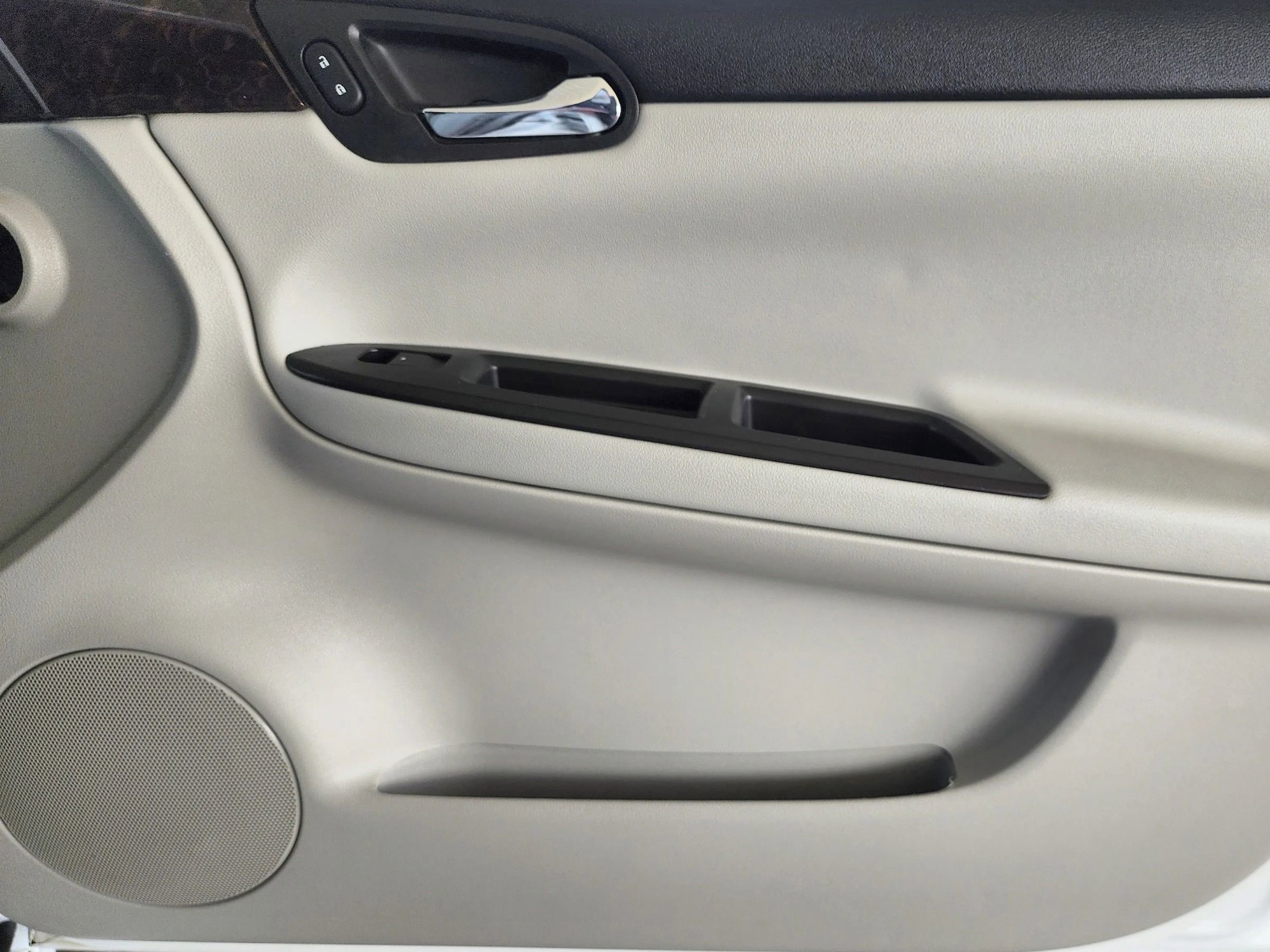 Used 2015 Chevrolet Impala Limited LS image 28