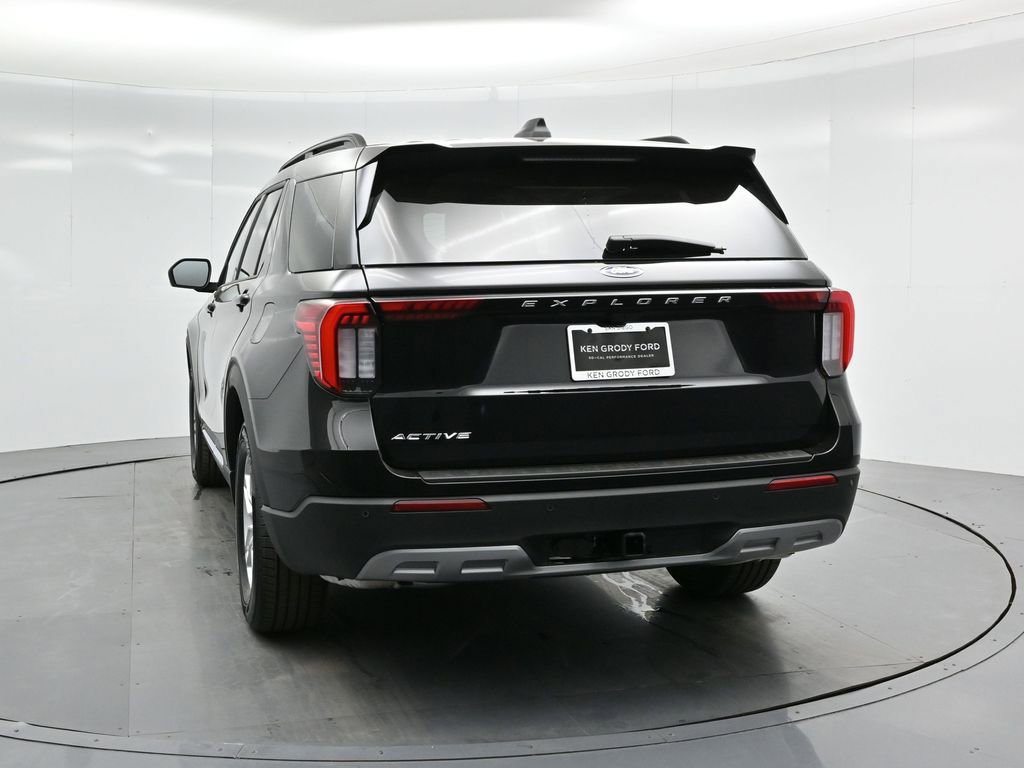 New 2025 Ford Explorer Active w/ Active Comfort Package image 28
