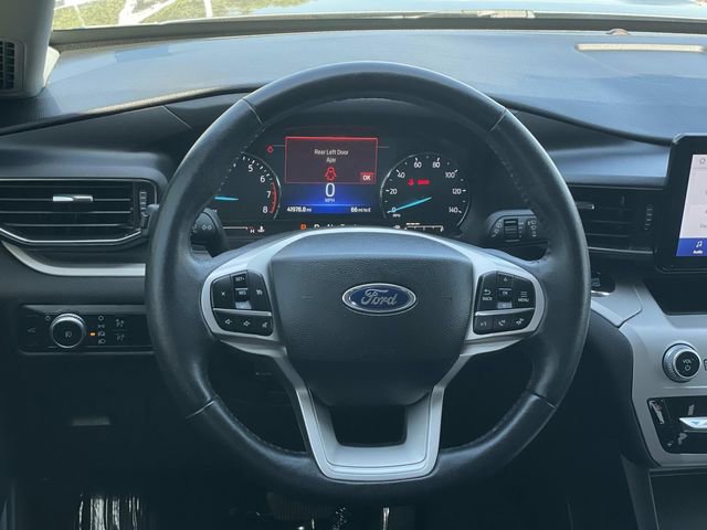 Certified 2023 Ford Explorer XLT w/ Equipment Group 202A RWD image 8