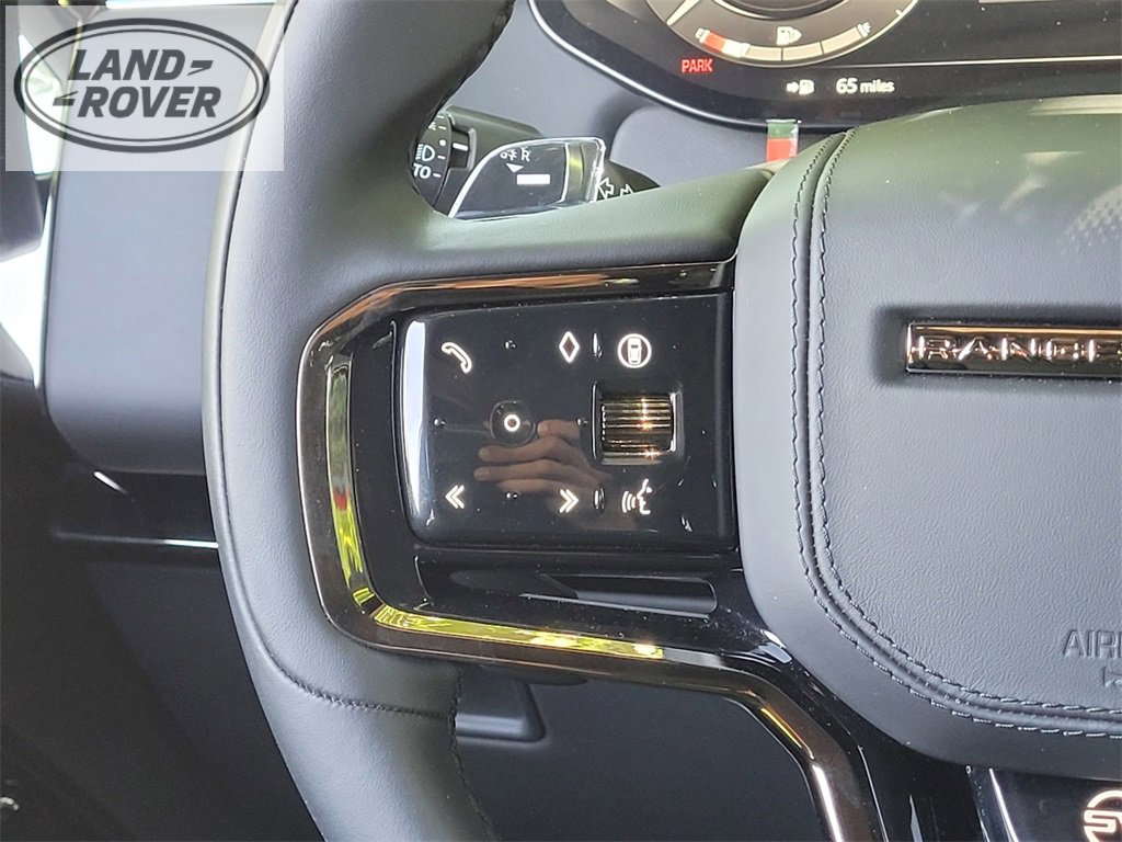 Used 2024 Land Rover Range Rover Sport image 14