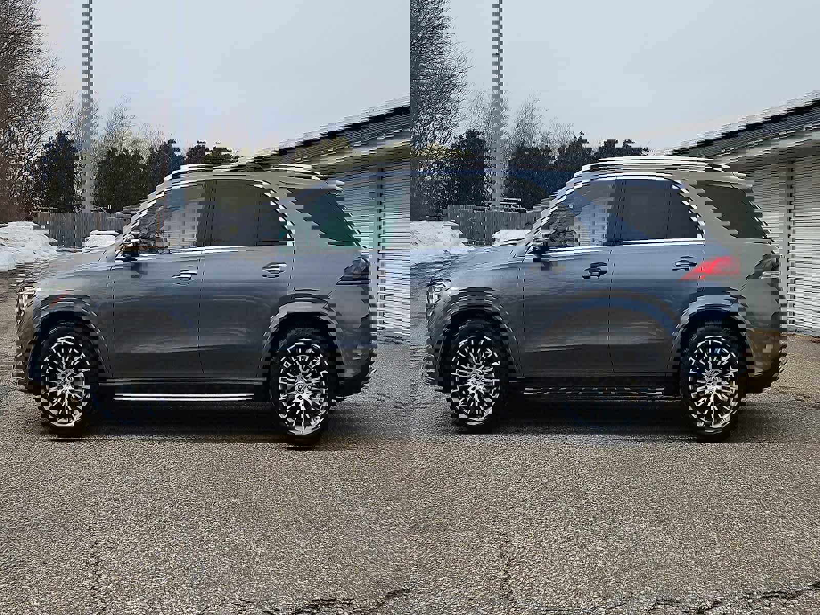 Used 2022 Mercedes-Benz GLE 350 4MATIC image 3