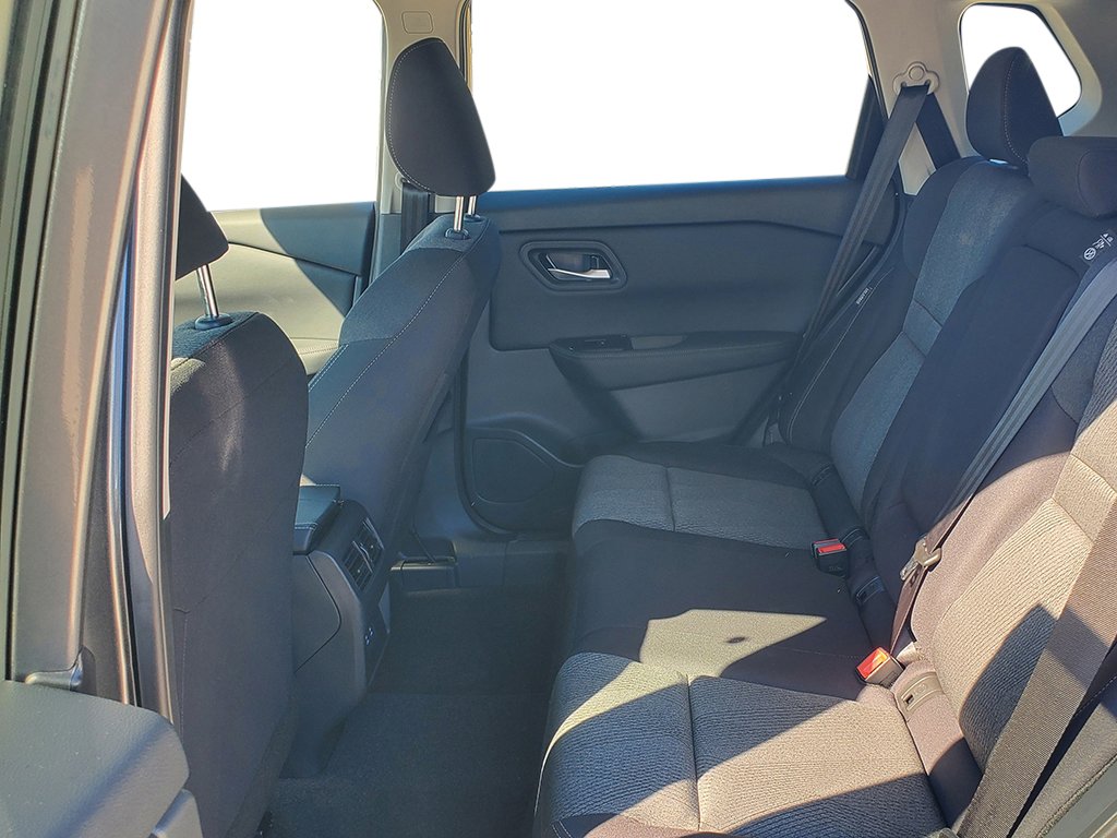 New 2026 Nissan Rogue SV image 25