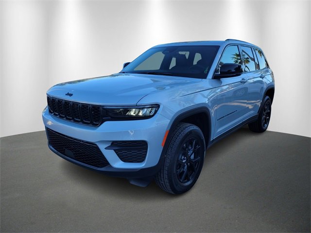 New 2025 Jeep Grand Cherokee Altitude image 2