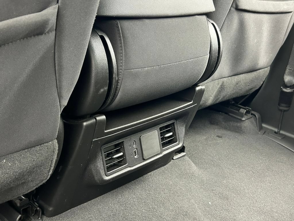 Used 2024 Chevrolet Silverado 1500 Custom RWD image 24