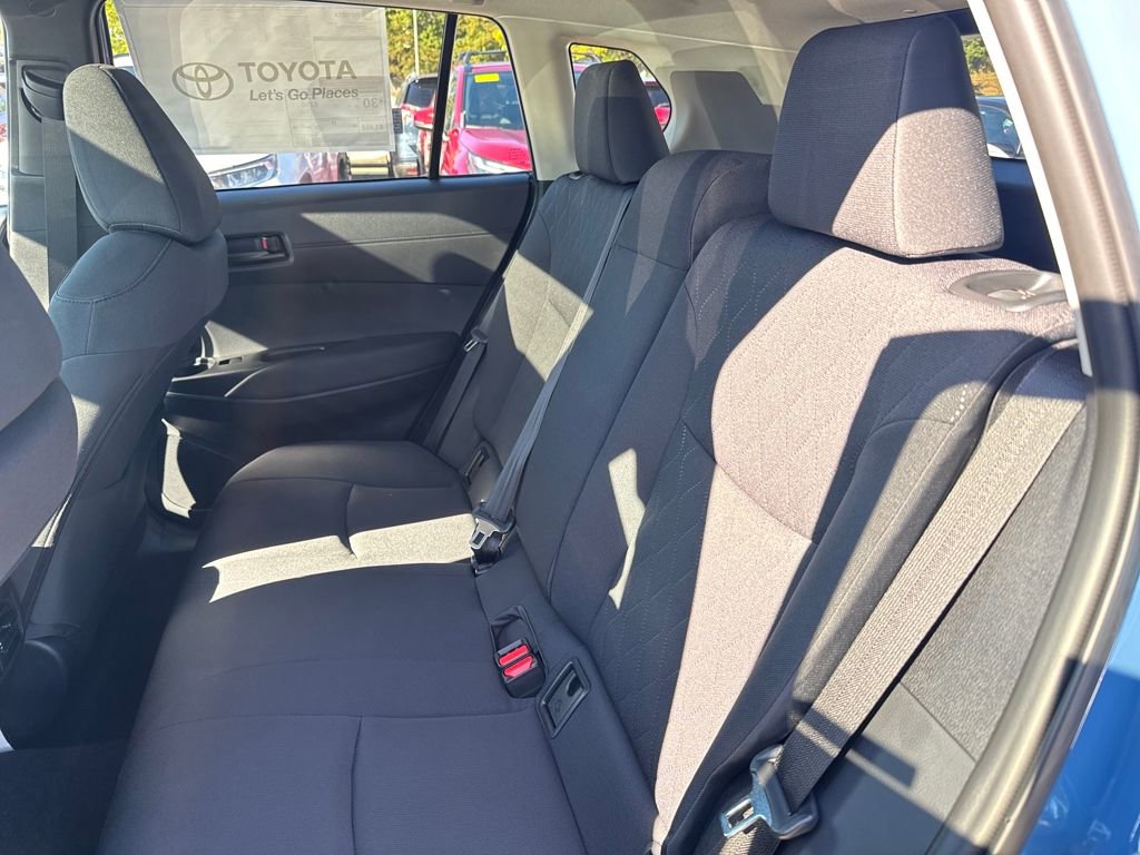 New 2026 Toyota Corolla Cross LE w/ Moonroof Package image 12