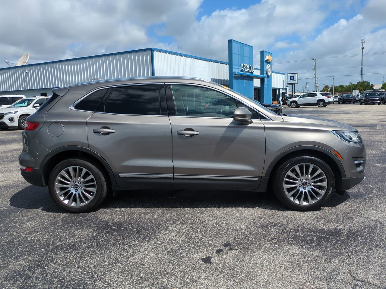Used 2016 Lincoln MKC Reserve w/ Lincoln MKC Climate Package image 3