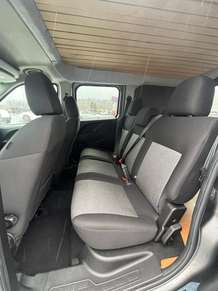 Used 2019 RAM ProMaster City SLT w/ Popular Equipment Group FWD image 12