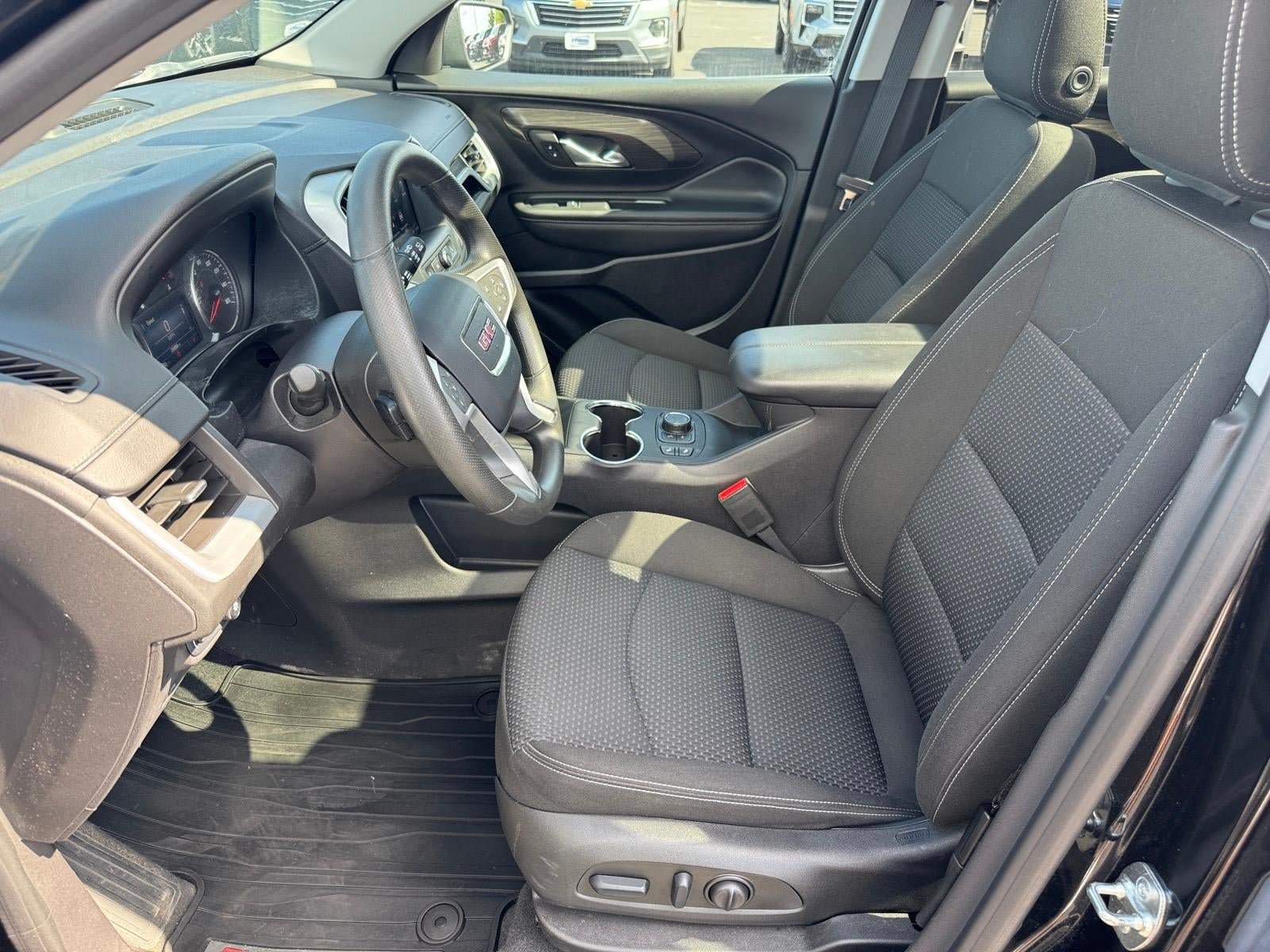 Used 2024 GMC Terrain SLE w/ Driver Convenience Package AWD/4WD image 6