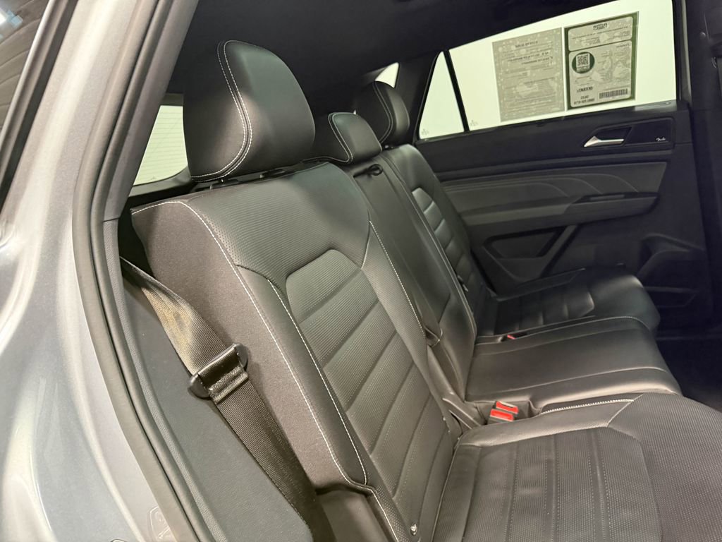 Used 2023 Volkswagen Atlas Cross Sport SEL Premium R-Line image 67