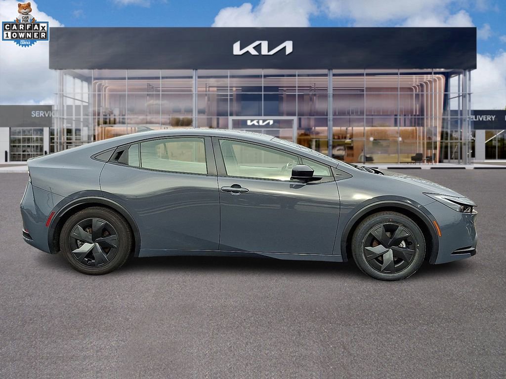 Used 2023 Toyota Prius Limited image 7