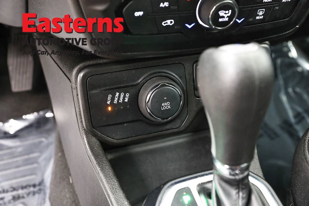 Used 2021 Jeep Renegade Sport AWD/4WD image 20