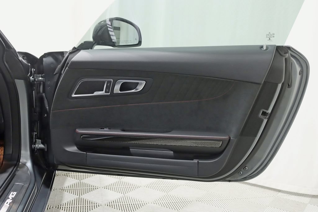 Used 2016 Mercedes-Benz AMG GT S image 38