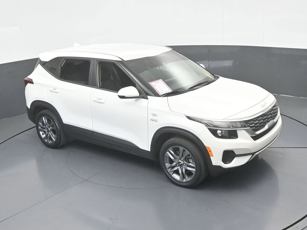 Used 2022 Kia Seltos LX image 46