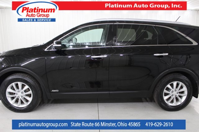 Used 2016 Kia Sorento LX image 2