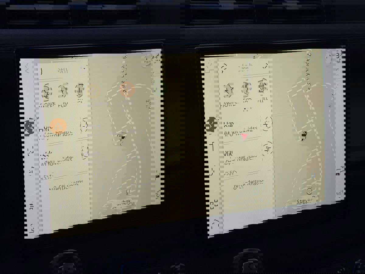 Used 2023 Land Rover Defender 110 75th Limited Edition image 32