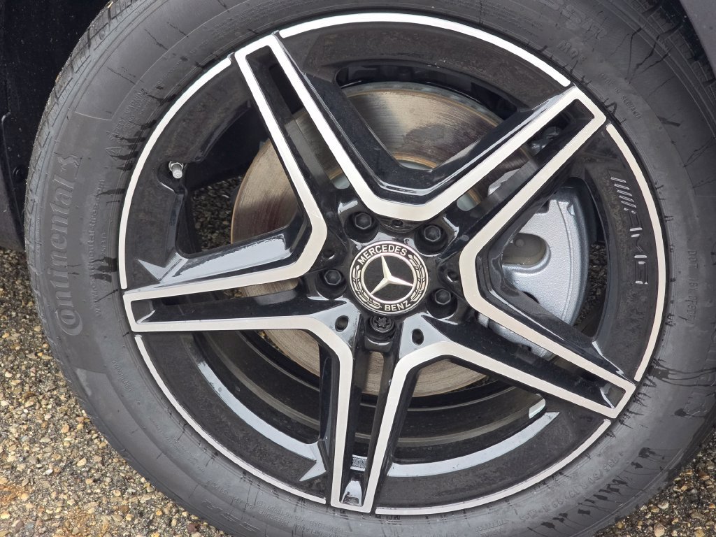 New 2026 Mercedes-Benz GLB 250 4MATIC image 10