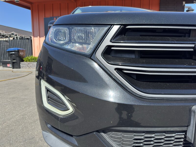 Used 2015 Ford Edge Sport FWD image 3