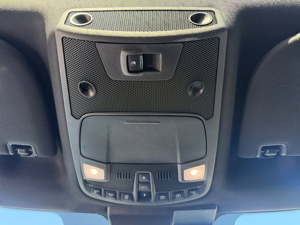 Used 2020 Ford F150 Lariat w/ Equipment Group 502A Luxury AWD/4WD image 23