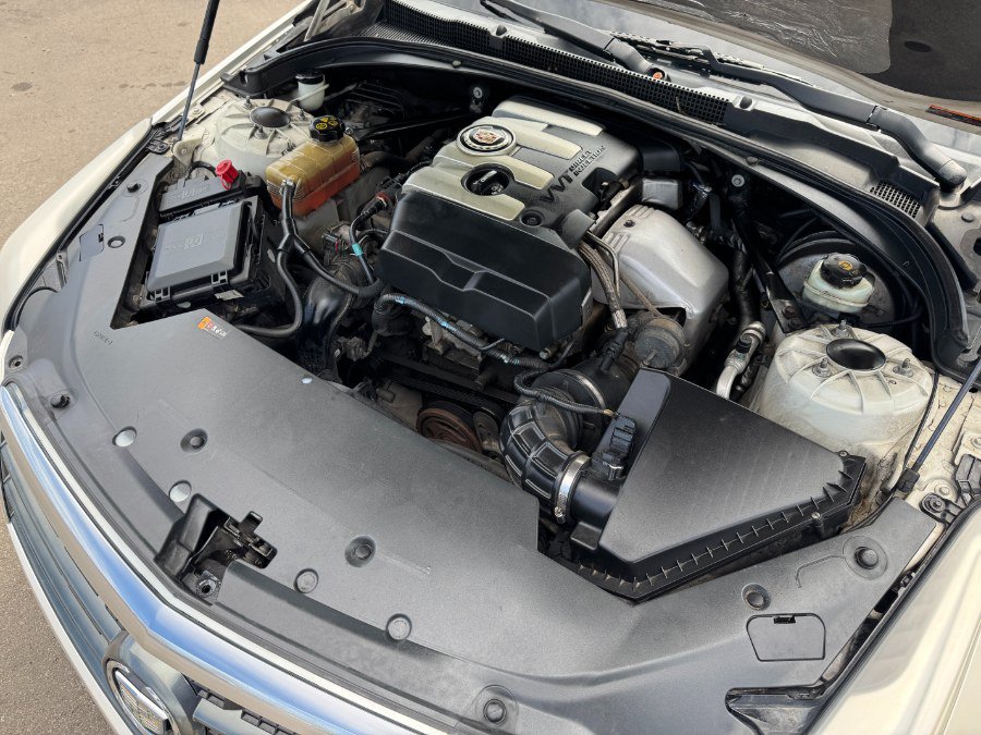 Used 2013 Cadillac ATS Luxury w/ Cold Weather Package AWD/4WD image 23