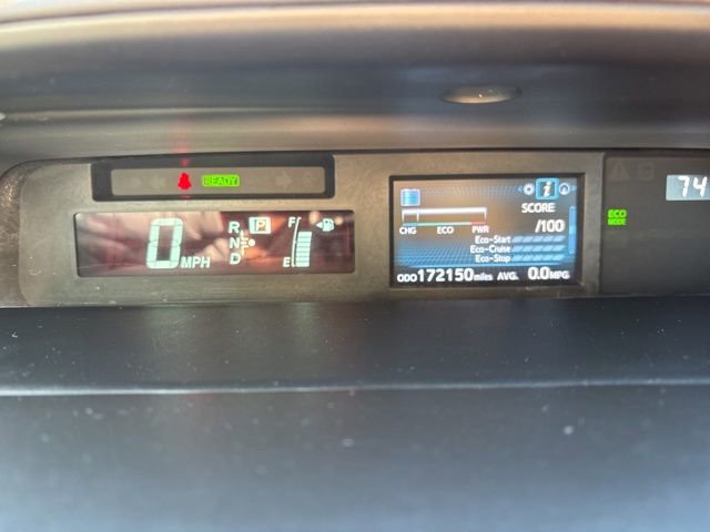 Used 2016 Toyota Prius V Three image 15